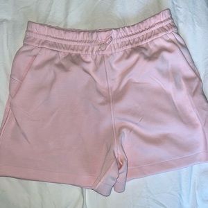 Lululemon 🍋 Softstreme High-Rise Short 4”